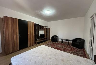 Apartament decomandat în Central - 5