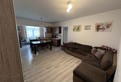 Apartament cu 3 camere decomandat în Dumbrăvița - 1