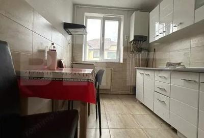 Garsonieră decomandată în Central - 2