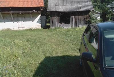 Casă cu 4 camere în Central - 1