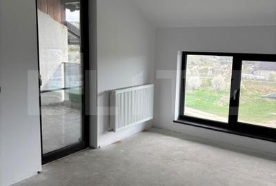 Apartament cu 3 camere decomandat în Burdujeni - 1