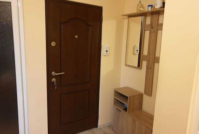 Apartament cu 2 camere decomandat în Piața Centrală - 2