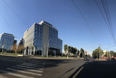 Birou, de 38,000 mp, în 1 Mai - 13