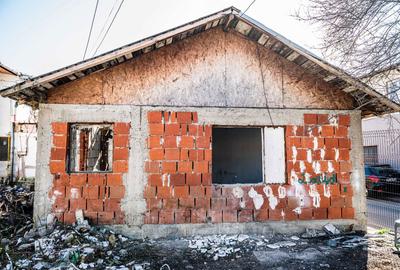 Casă cu 4 camere în Central - 2