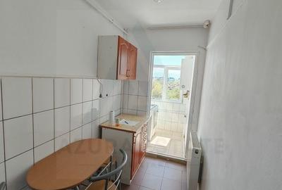 Garsonieră decomandată, mobilată în Vasile Aaron - 4