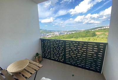 Apartament cu 3 camere semidecomandat în Florești - 1