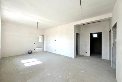 Casă individuală cu 4 camere cu Canalizare în Sânmihaiu Român