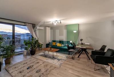 Apartament cu 3 camere semidecomandat în Central