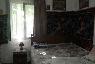 Casă cu 4 camere în Crunți - 1