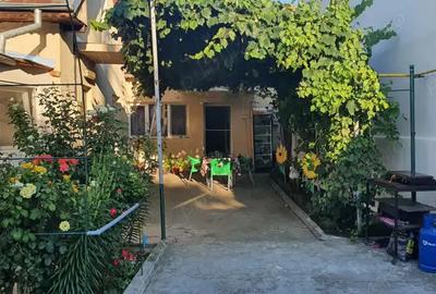Teren + casa de vanzare - 2