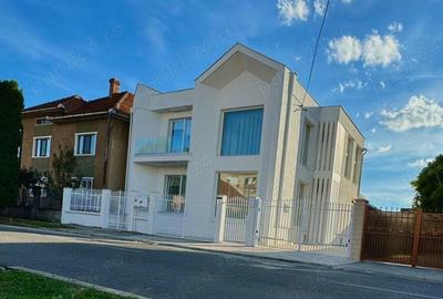 Vand casa D+P+E zona Marasti - 4