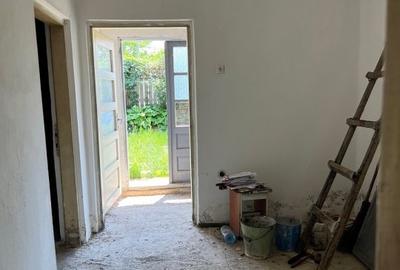 Casă + Hală cu 620 mp teren, Str. Izvoare. Preț 65000 eur/ pachet - 12