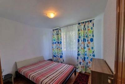 Apartament cu 4 camere decomandat în Central - 3