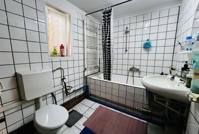 Casă individuală cu 6 camere cu Canalizare în Plopi - 11