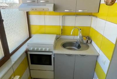 Apartament cu 2 camere decomandat în E3 - 2