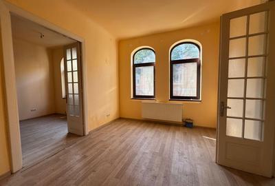 VILĂ CU POTENȚIAL MULTIPLU| CALEA DOROBANȚI - 8