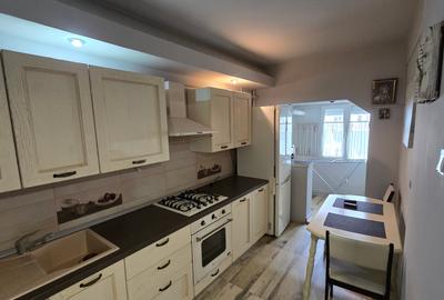 Apartament cu 3 camere decomandat, mobilat în Ultracentral - 1