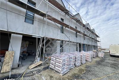 Casă cu 4 camere cu Teren 250 Mp în Central