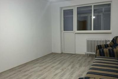 Apartament 3 camere decomandat Piata resita - 3