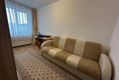 Inchiriere  Apartament cu 3 camere Podu Ros - 12