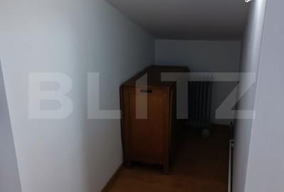 Apartament la casa 3 camere - Zona Nicolina - 12