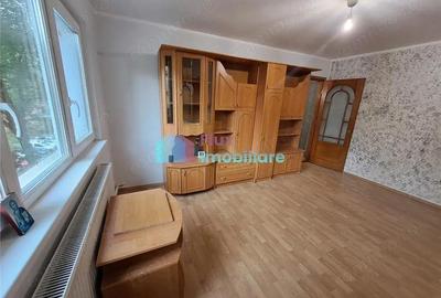Apartament cu 3 camere semidecomandat în George Enescu - 4