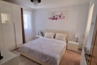Apartament cu 3 camere decomandat, mobilat în Micro 15 - 6