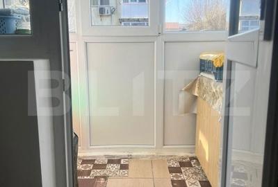 Apartament cu 2 camere în Micro 11