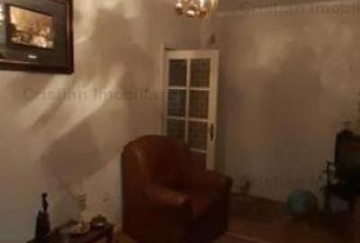 Casă cu 7 camere cu Canalizare în Central - 23