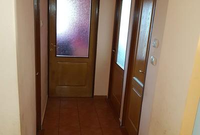 Apartament cu 3 camere decomandat în Ștrand - 1