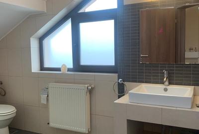 Casă cu 6 camere cu Canalizare în Voluntari - 24