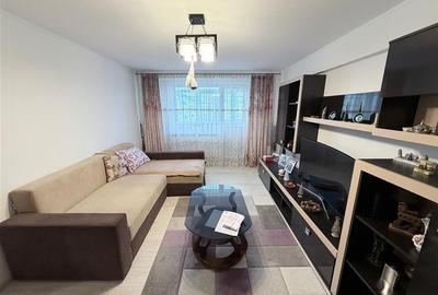 Apartament 3 camere, etaj 7/8, zona ultracentrala, 72mp, mobilat partial - 2