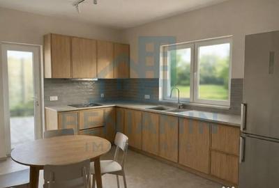 Casă cu 3 camere cu Teren 320 Mp în Ghercești - 3