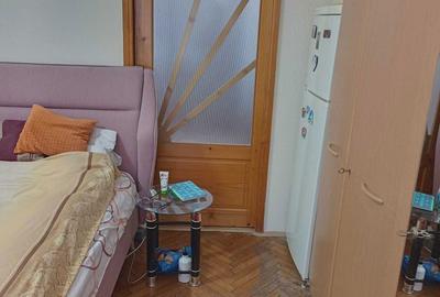 Garsonieră semidecomandată în Micro 40