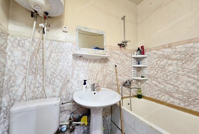 Apartament cu 2 camere decomandat, situat in cartierul Micro 19. - 6