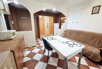 Apartament cu 2 camere semidecomandat în Unirii Nord - 1