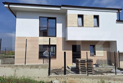 Casa alipita, 114 mp, teren 250mp, Dezmir, zona Closca - 1