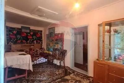 Casă cu 3 camere cu Teren 1273 Mp în Jiliște - 1