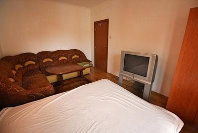 Apartament cu 3 camere în Doamna Ghica