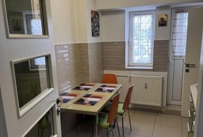 Apartament cu 3 camere decomandat, mobilat în P-ța Muncii - 4