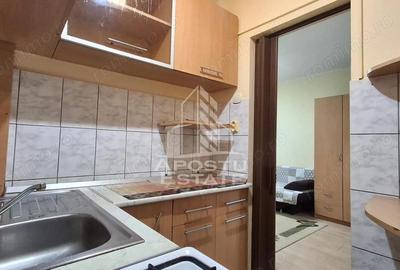 Garsonieră semidecomandată în Micălaca