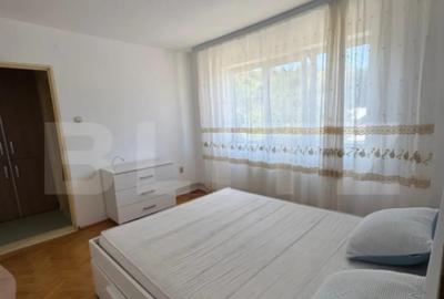 Apartament cu 3 camere semidecomandat în Central - 8