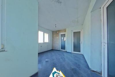 Casă cu 3 camere cu Teren 1450 Mp în Zădăreni