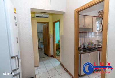 Apartament cu 2 camere decomandat în Piața Veche - 1