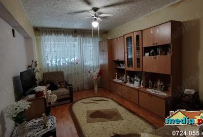 Apartament cu 2 camere decomandat în Vest - 3