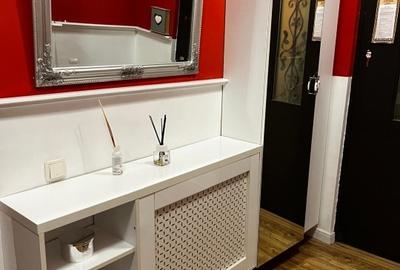 De Vânzare: Apartamentla curte,  3 Camere - 9