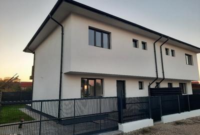 In Gulia case separate model DUPLEX 4 camere 3 bai  P+1+pod incalzire pardoseala - 23