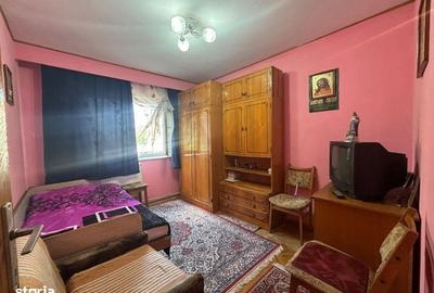 Apartament cu 4 camere decomandat în Republicii - 3