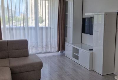 Apartament cu 2 camere semidecomandat în Avantgarden