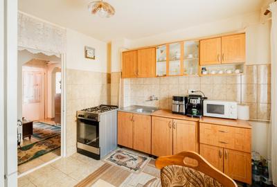 Apartament cu 3 camere decomandat, mobilat în Girocului - 3